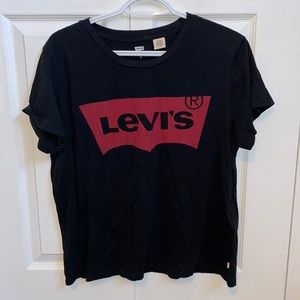 Levi’s T-shirt